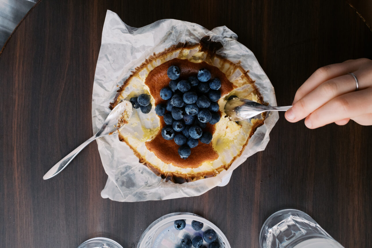A beautiful cheesecake